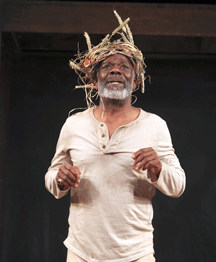 Joseph Marcell as Lear in the Globe on Tour production (Photo: Ellie Kurttz)